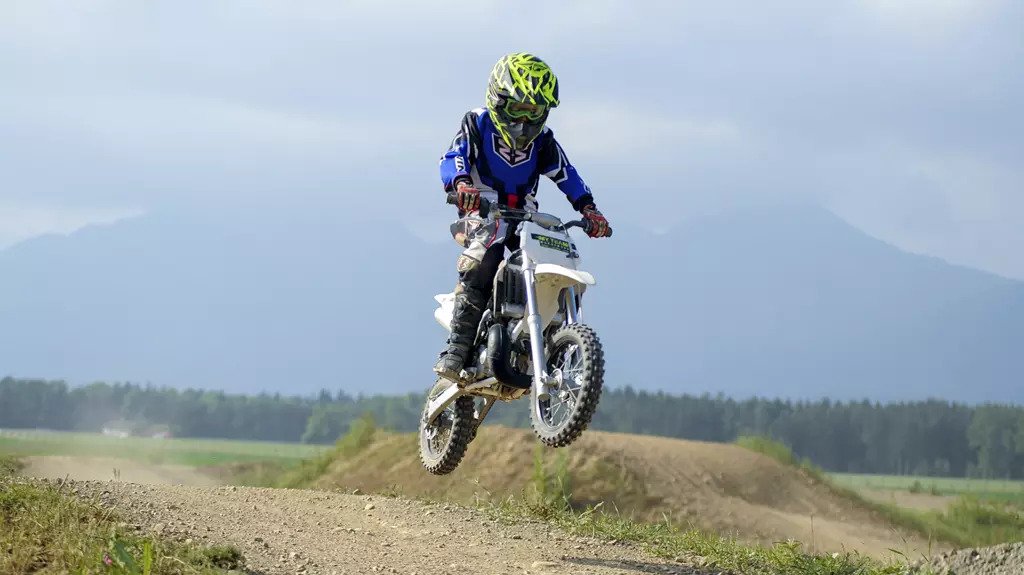 JUNIOR MOTOCROSS COMPETITION TIRES